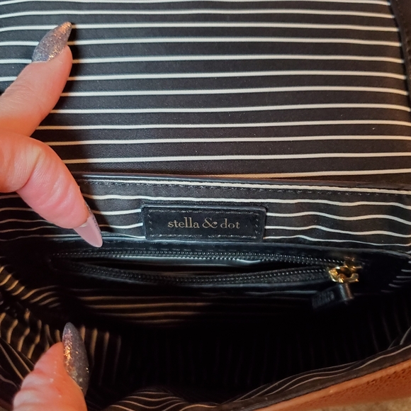 Stella and Dot Crossbody bag - Picture 3 of 3